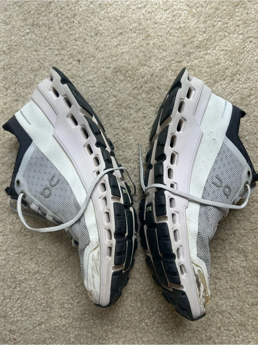 Women’s On Cloud shoes